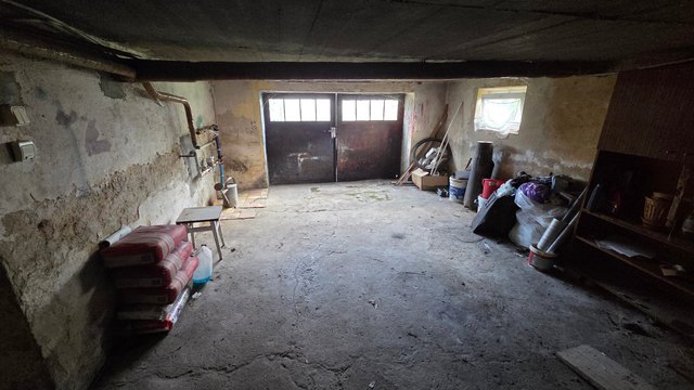 Parter domu 59 m² + ogród i 86 m² pomieszczeń – Wapienica